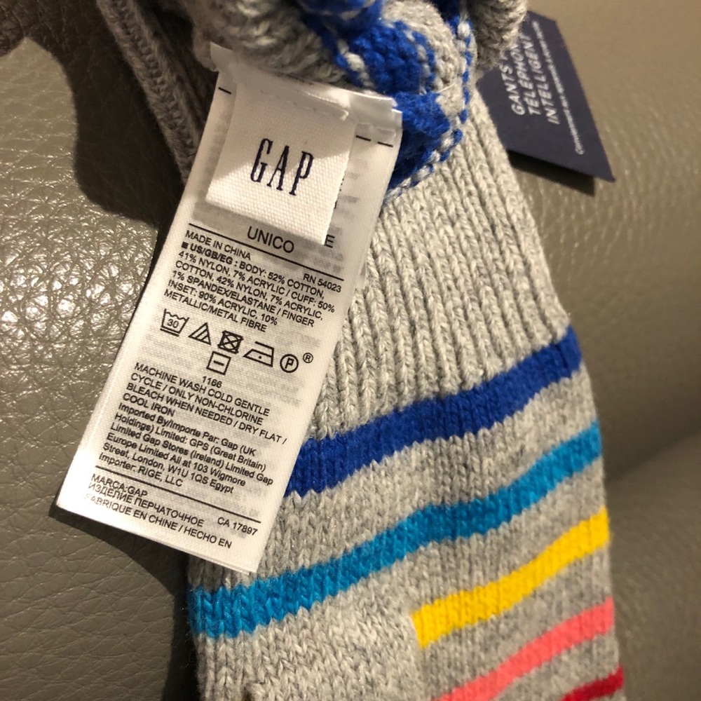 ♥️ Brand new GAP grey/striped texting gloves - Picture 3 of 5